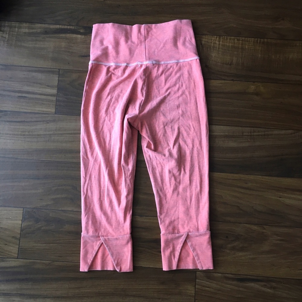Omgirl Leggings/Yoga Capri Pants - Picture 2 of 3